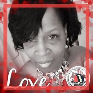 Meet your Posher, Beverly